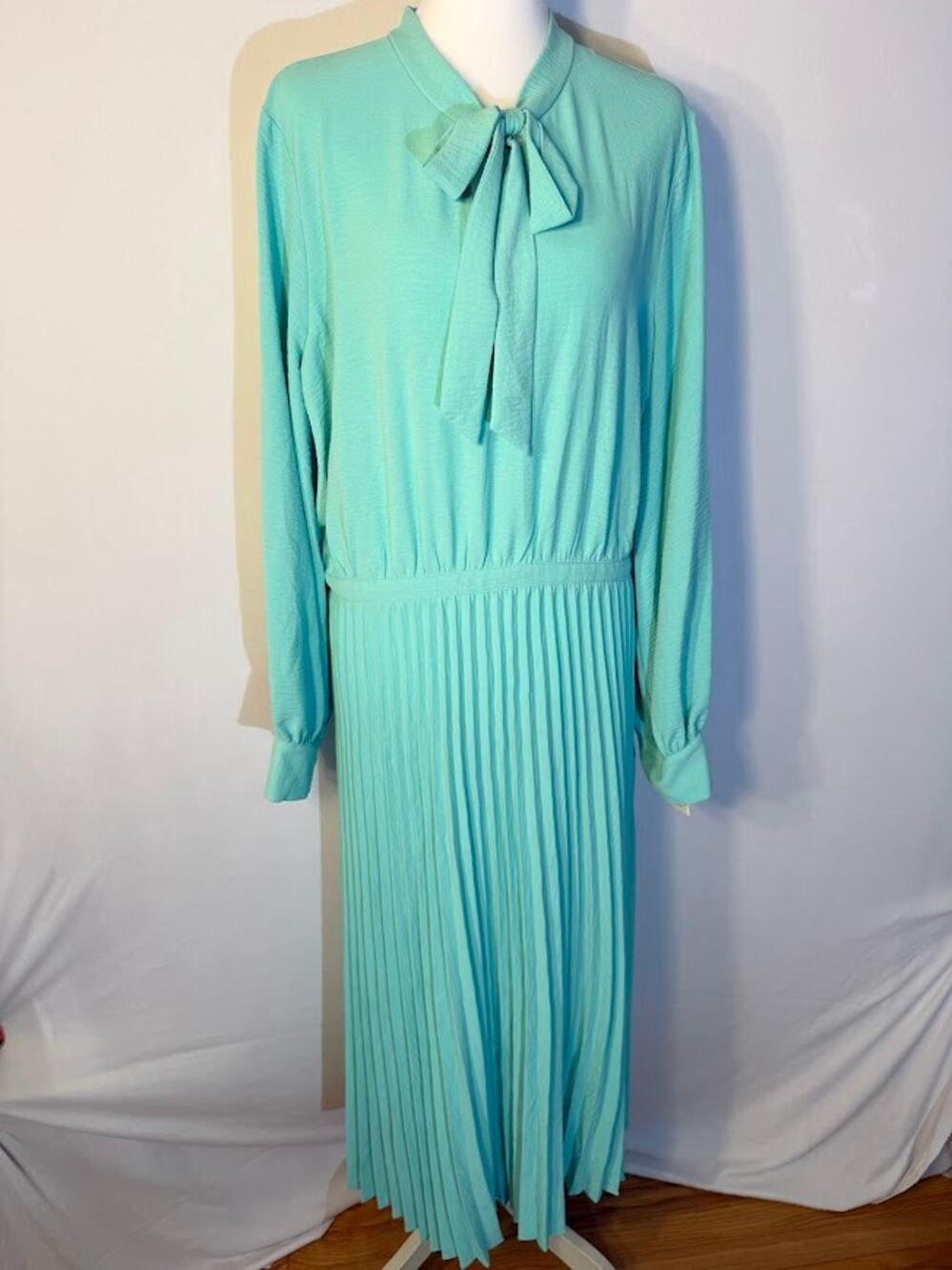 Calvin Klein Womens Tie-Neck Pleated-Skirt Aqua 12